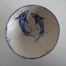 Blau bemalte Keramik